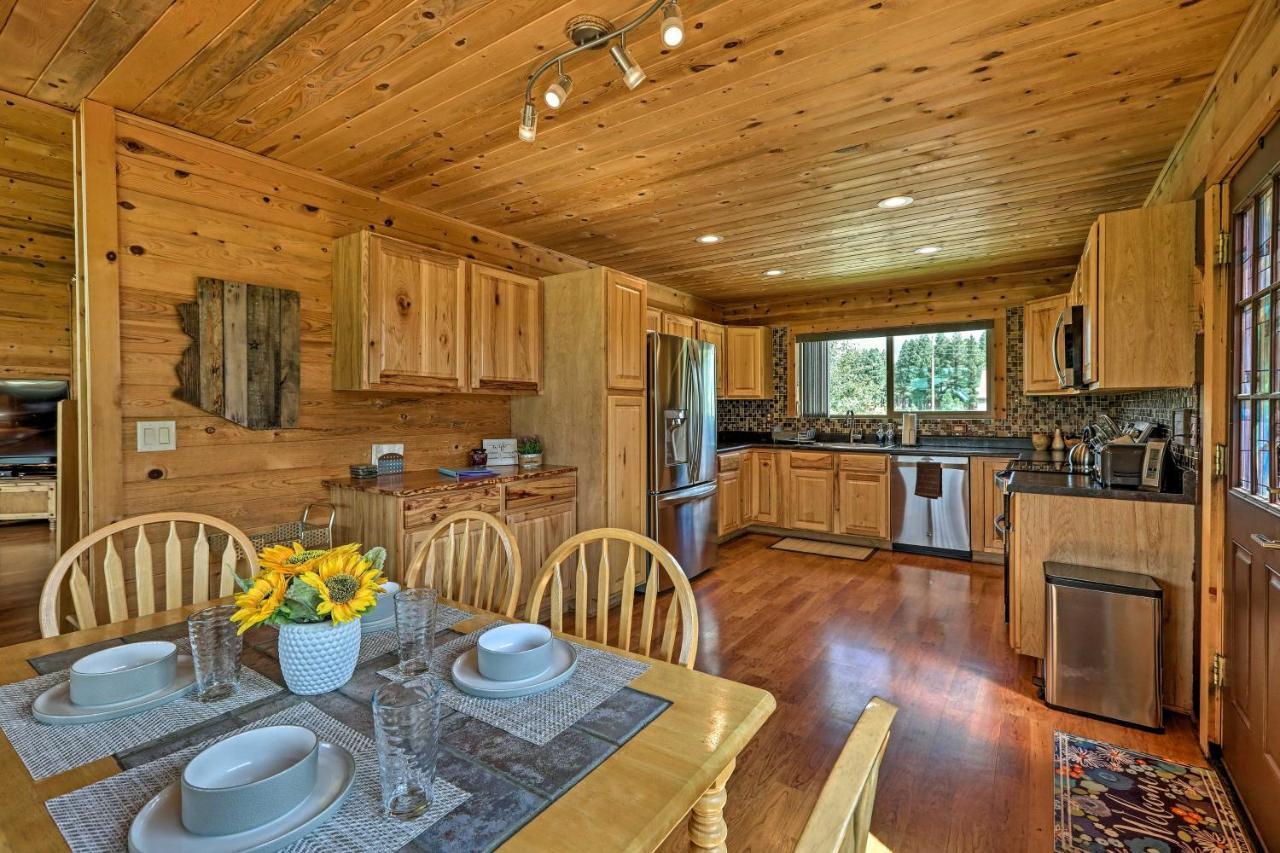 Woodsy Pinetop Oasis, 11 Mi To Rainbow Lake! Exterior photo