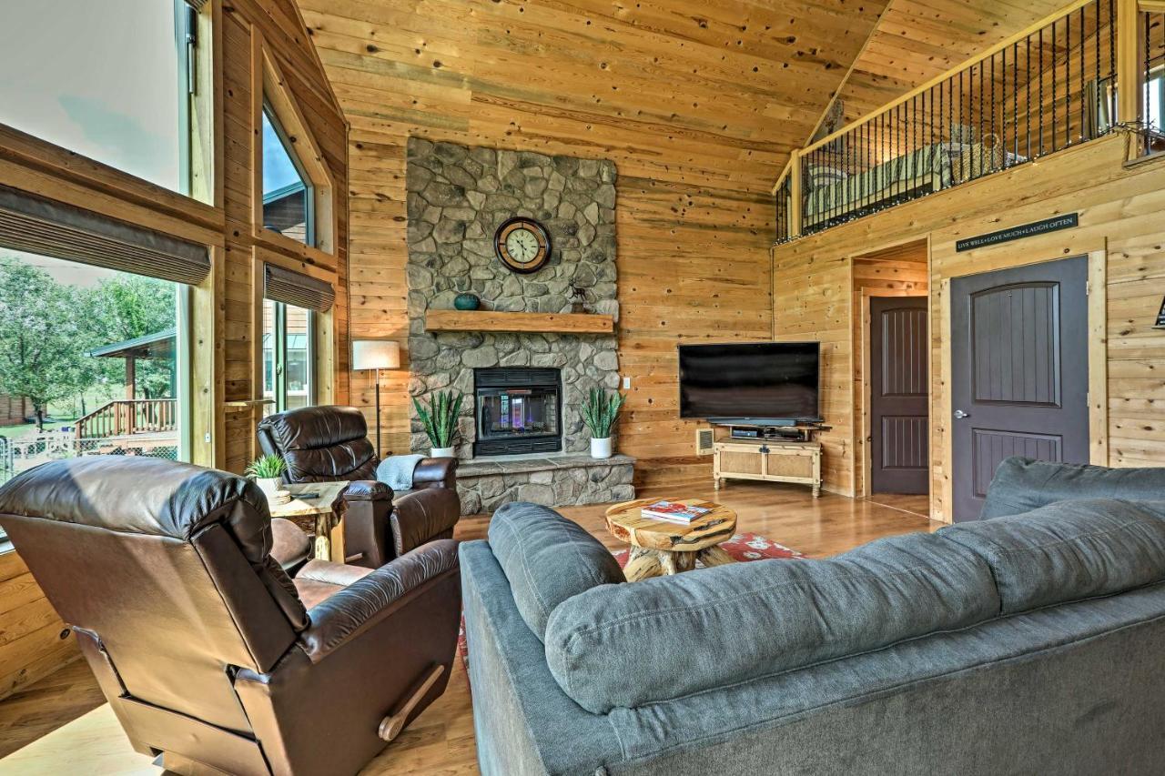 Woodsy Pinetop Oasis, 11 Mi To Rainbow Lake! Exterior photo