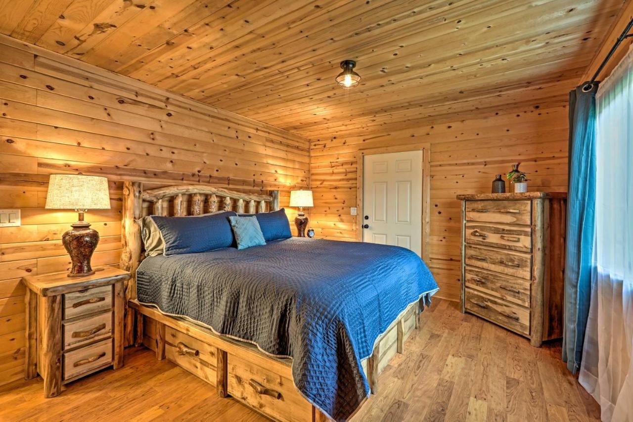 Woodsy Pinetop Oasis, 11 Mi To Rainbow Lake! Exterior photo