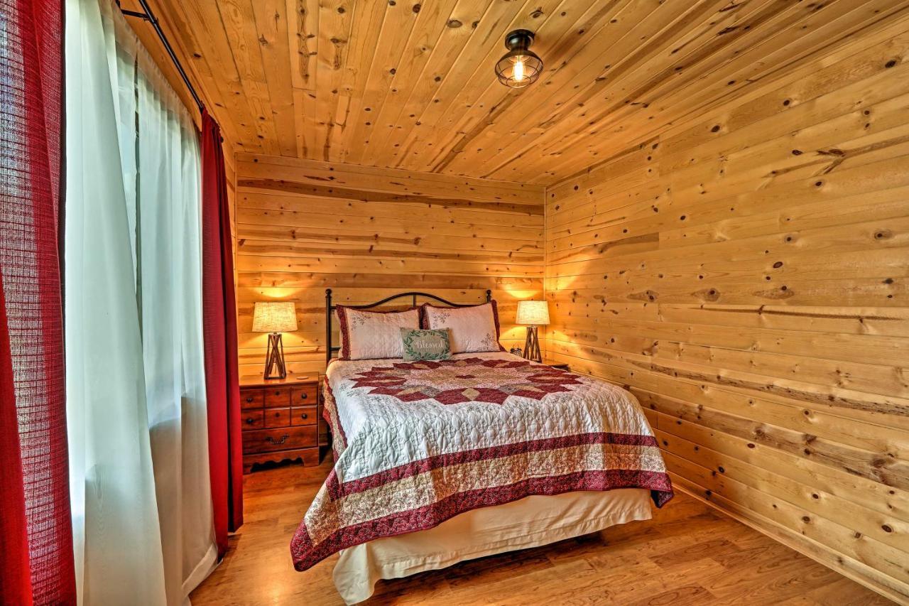Woodsy Pinetop Oasis, 11 Mi To Rainbow Lake! Exterior photo