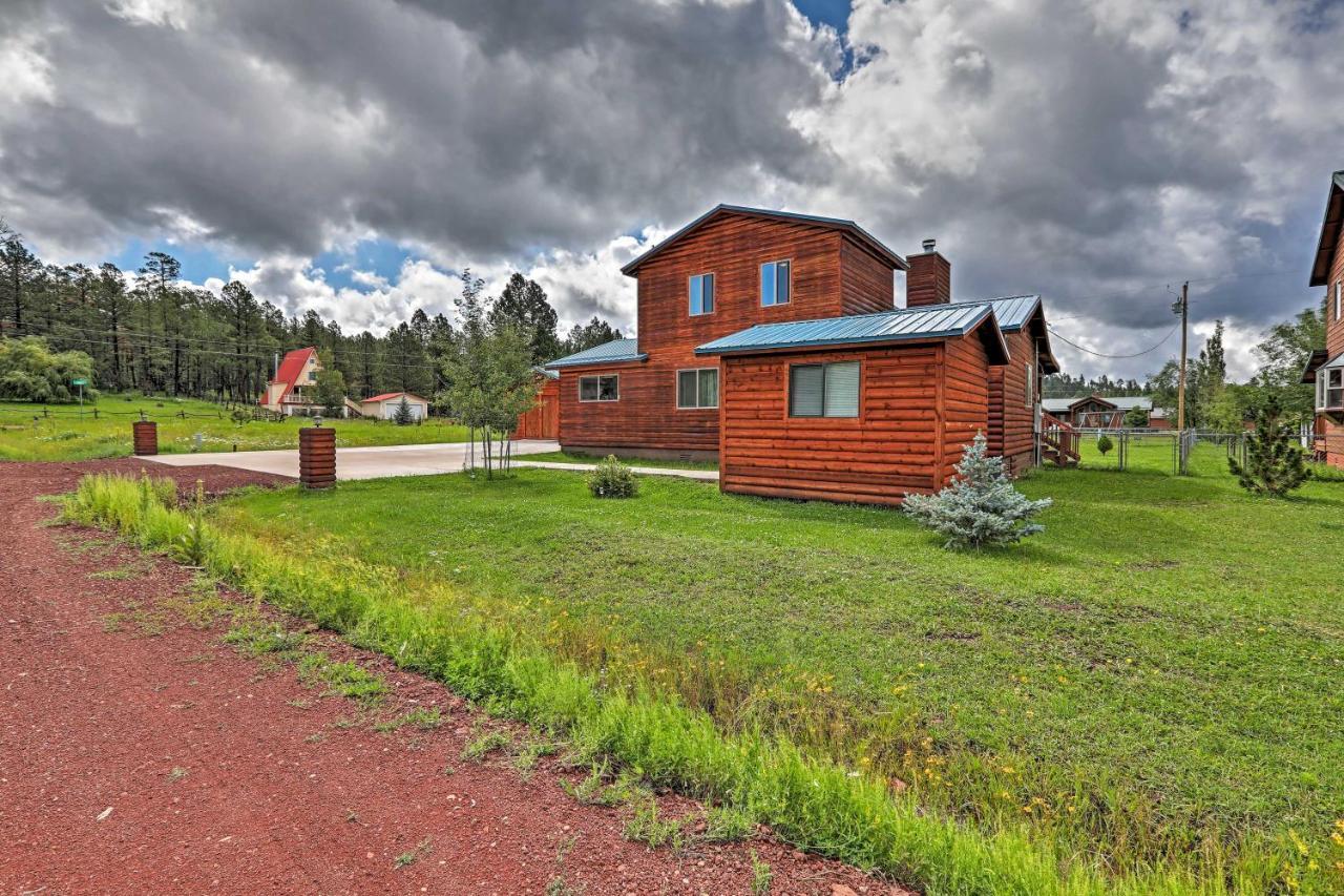 Woodsy Pinetop Oasis, 11 Mi To Rainbow Lake! Exterior photo